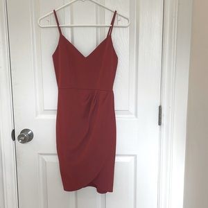PRICE DROP! Sexy Red Cocktail Dress by Lulu’s 🔥 Size Small